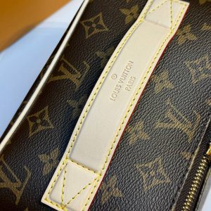 Косметичка Louis Vuitton