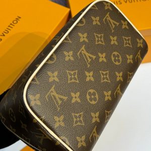 Косметичка Louis Vuitton