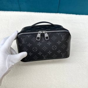 Косметичка Louis Vuitton