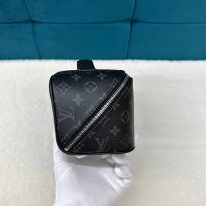 Косметичка Louis Vuitton