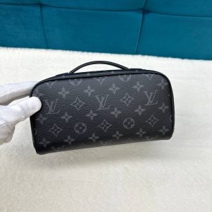 Косметичка Louis Vuitton