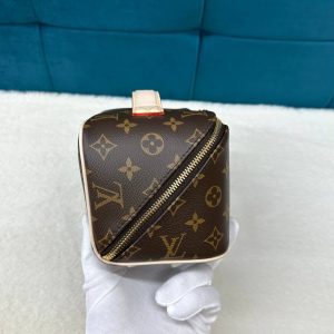 Косметичка Louis Vuitton