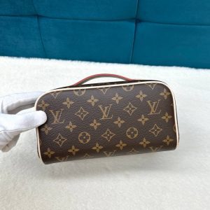 Косметичка Louis Vuitton