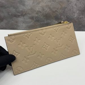 Клатч Louis Vuitton Felicie