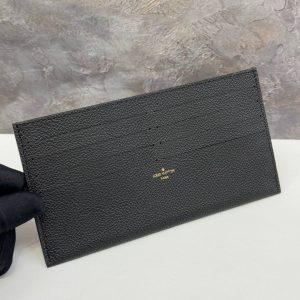 Клатч Louis Vuitton Felicie