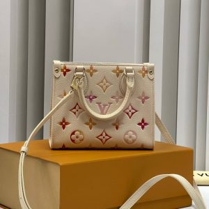 Сумка Louis Vuitton On the go