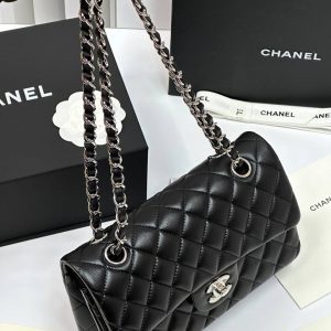 Сумка Chanel Classic