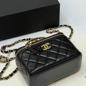 Сумка-косметичка Chanel