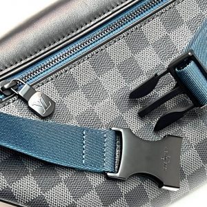 Сумка Louis Vuitton Discovery Bumbag