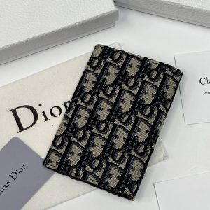 Обложка для паспорта Dior