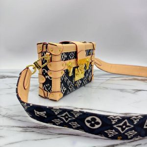 Сумка Louis Vuitton