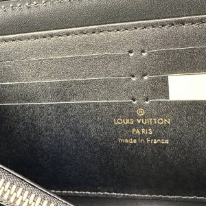 Кошелек Louis Vuitton