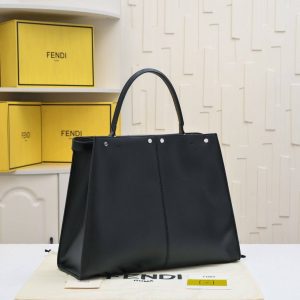 Сумка Fendi Peekaboo X-lite