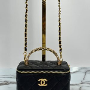 Сумка-косметичка Chanel