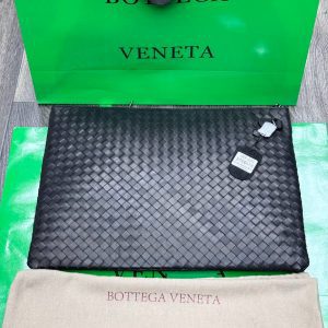 Папка Bottega Veneta