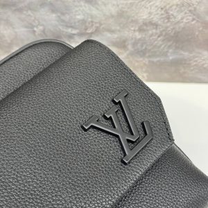 Сумка Louis Vuitton Мессенджер Fastline