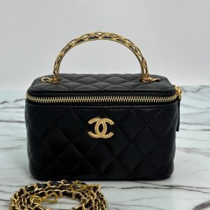 Сумка-косметичка Chanel