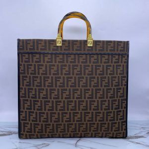 Сумка коллаборация Fendi и Versace