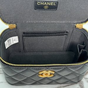 Сумка-косметичка Chanel