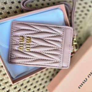 Картхолдер Miu Miu