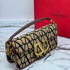 Сумка Valentino Locò