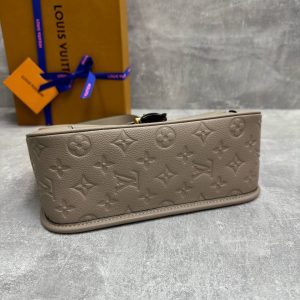 Сумка Louis Vuitton Diane