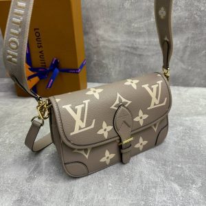 Сумка Louis Vuitton Diane