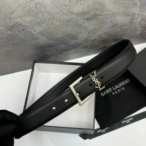 Ремень Yves Saint Laurent Cassandre