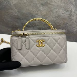 Сумка-косметичка Chanel