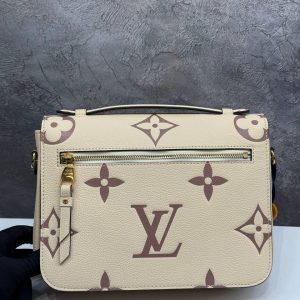 Сумка Louis Vuitton Pochette Metis