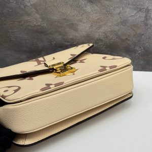 Сумка Louis Vuitton Pochette Metis