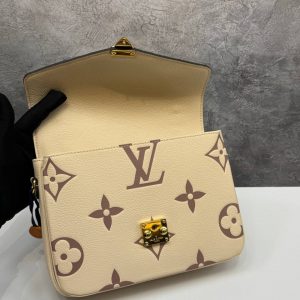 Сумка Louis Vuitton Pochette Metis