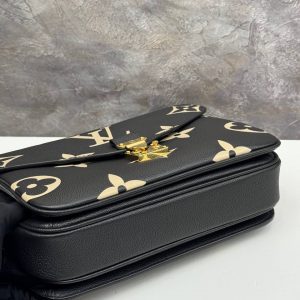 Сумка Louis Vuitton Pochette Metis