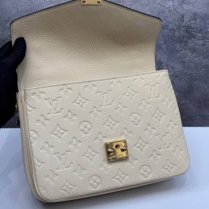 Сумка Louis Vuitton Pochette Metis