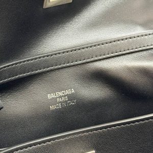 Сумка Balenciaga Rodeo