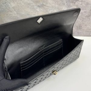 Клатч Bottega Veneta Andiamo