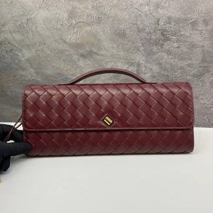 Клатч Bottega Veneta Andiamo