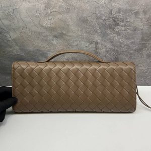 Клатч Bottega Veneta Andiamo