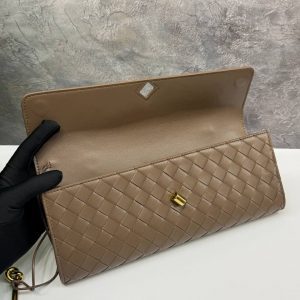 Клатч Bottega Veneta Andiamo