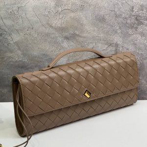 Клатч Bottega Veneta Andiamo