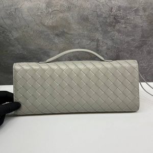 Клатч Bottega Veneta Andiamo