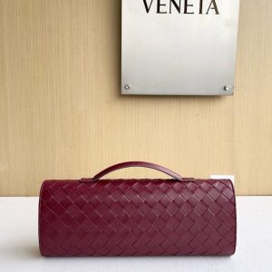 Клатч Bottega Veneta Andiamo