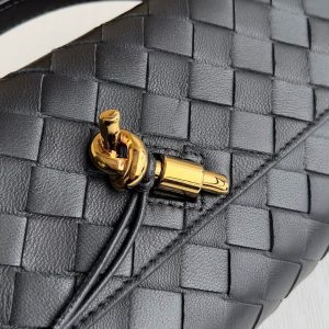 Клатч Bottega Veneta Andiamo