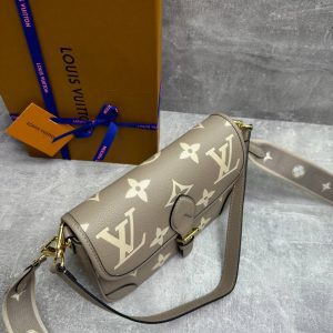 Сумка Louis Vuitton Diane