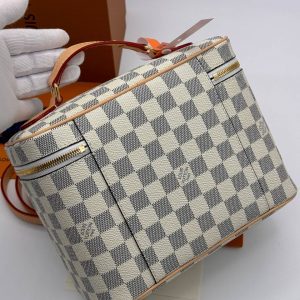 Косметичка Louis Vuitton