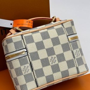 Косметичка Louis Vuitton