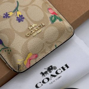 Аксессуар для телефона Coach