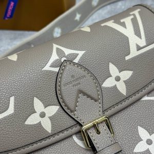 Сумка Louis Vuitton Diane