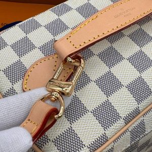 Косметичка Louis Vuitton