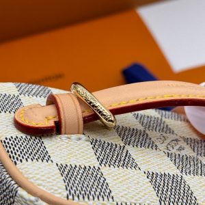 Косметичка Louis Vuitton